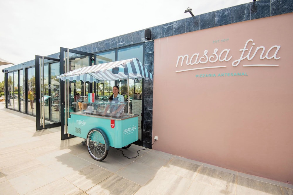 Vila Gale Lagos Resort Hotel — Restaurant & bars in Lagos, Faro