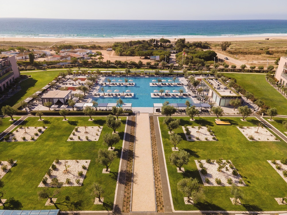 Vila Gale Lagos Resort Hotel — Main photo in Lagos, Faro