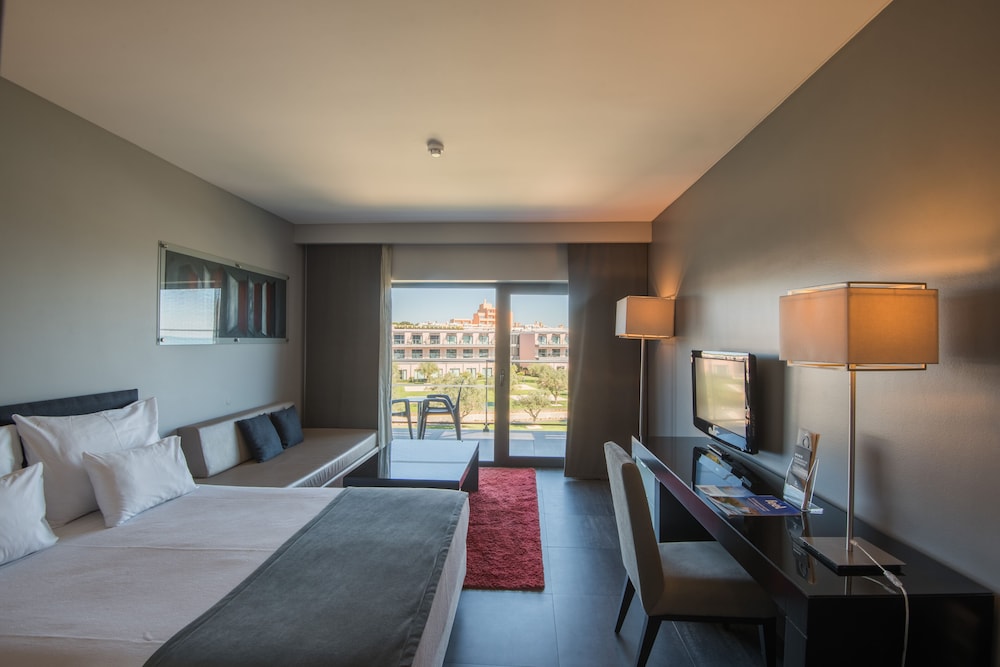 Vila Gale Lagos Resort Hotel — Hotel rooms in Lagos, Faro