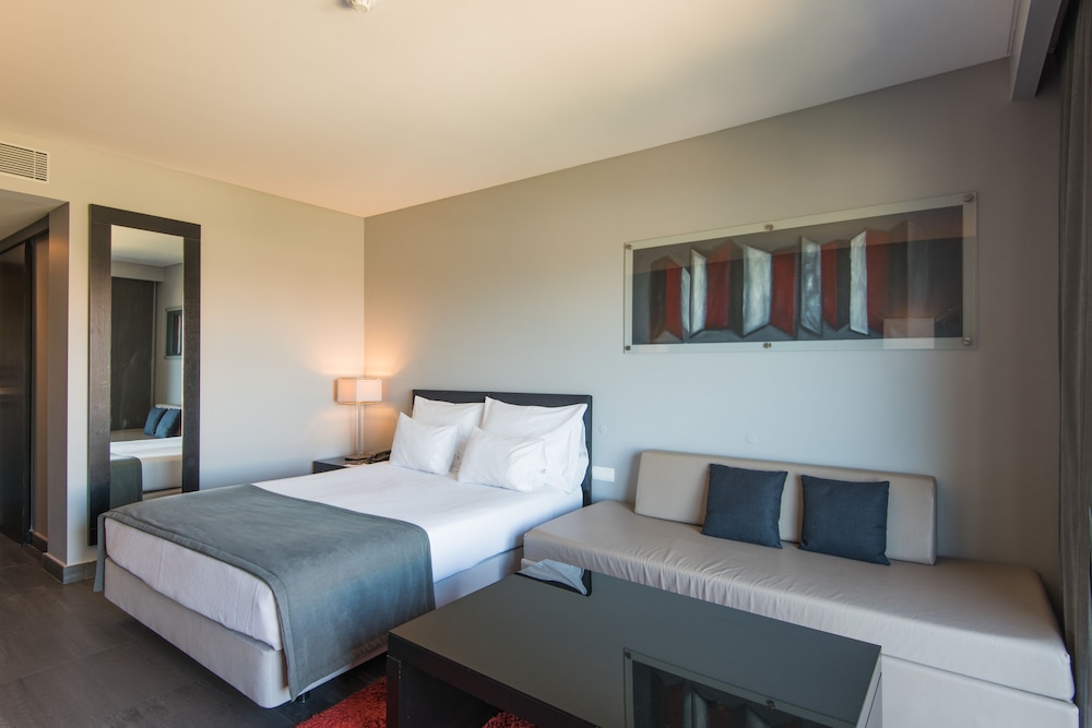 Vila Gale Lagos Resort Hotel — Hotel rooms in Lagos, Faro
