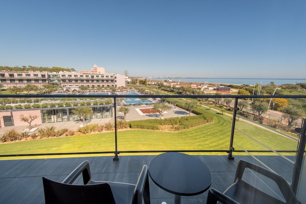 Vila Gale Lagos Resort Hotel — Hotel building in Lagos, Faro
