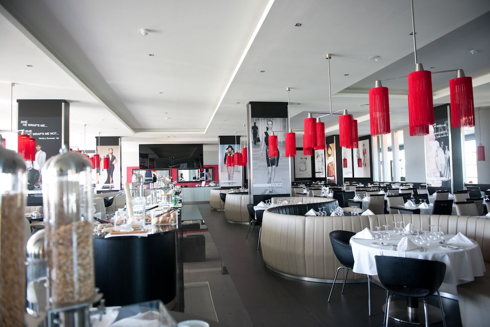 Vila Gale Lagos Resort Hotel — Restaurant & bars in Lagos, Faro
