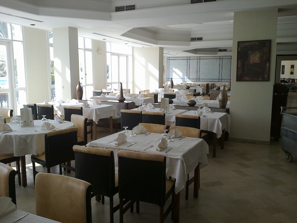 Yadis Hammamet Club — Restaurant & bars in Hammamet, Nabeul