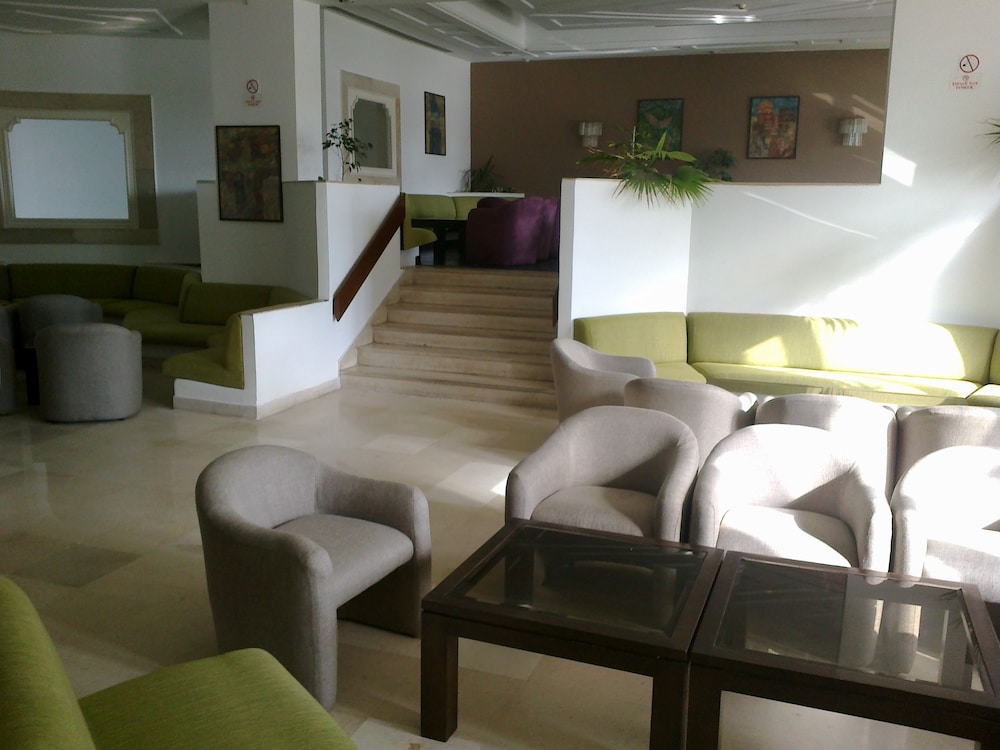 Yadis Hammamet Club — Hotel building in Hammamet, Nabeul