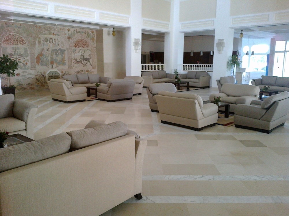Yadis Hammamet Club — Hotel building in Hammamet, Nabeul