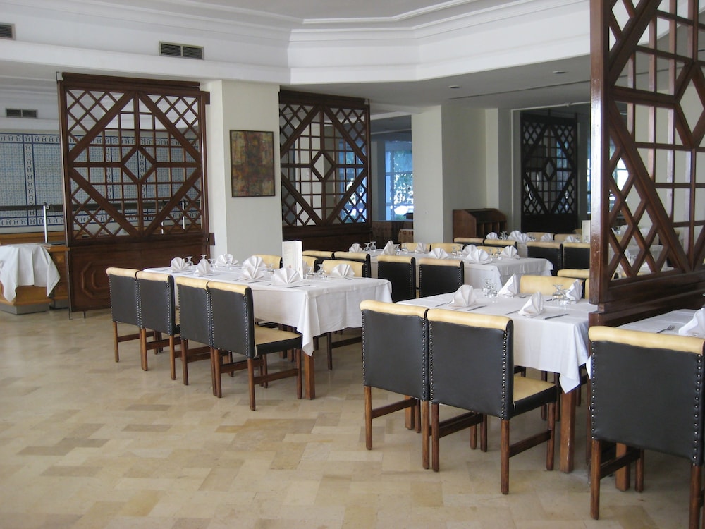 Yadis Hammamet Club — Restaurant & bars in Hammamet, Nabeul