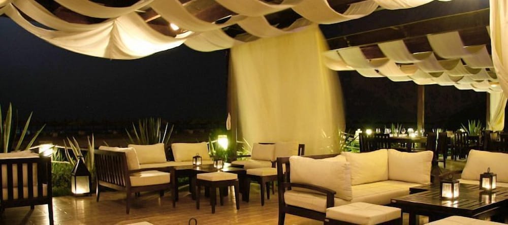 Yadis Hammamet Club — Restaurant & bars in Hammamet, Nabeul