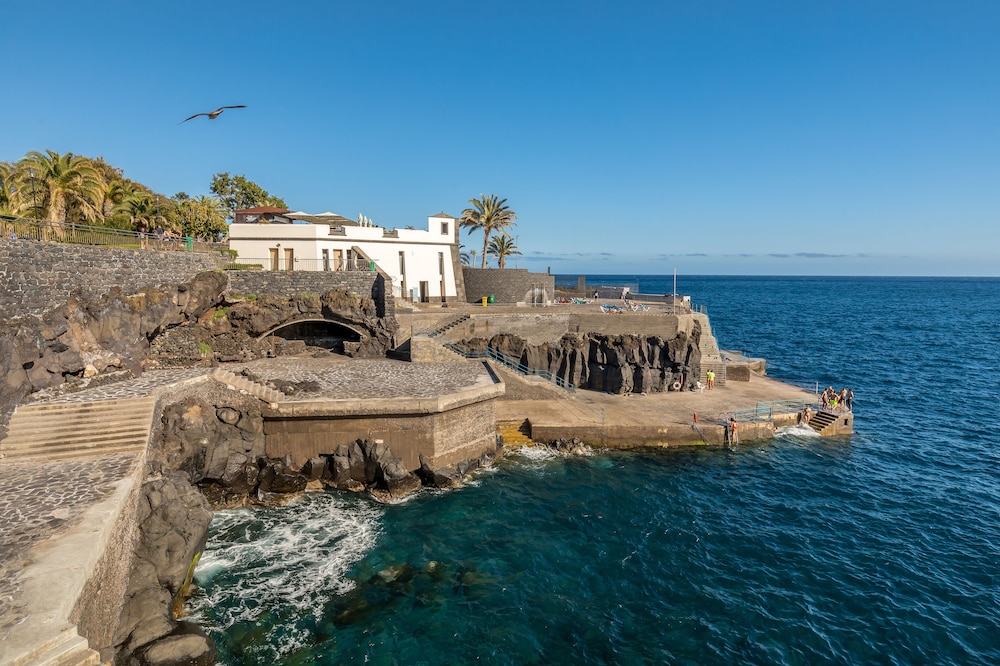 Allegro Madeira - Adults Only - Member of Barceló Hotel Group — Attractions in the area in Funchal, Madeira