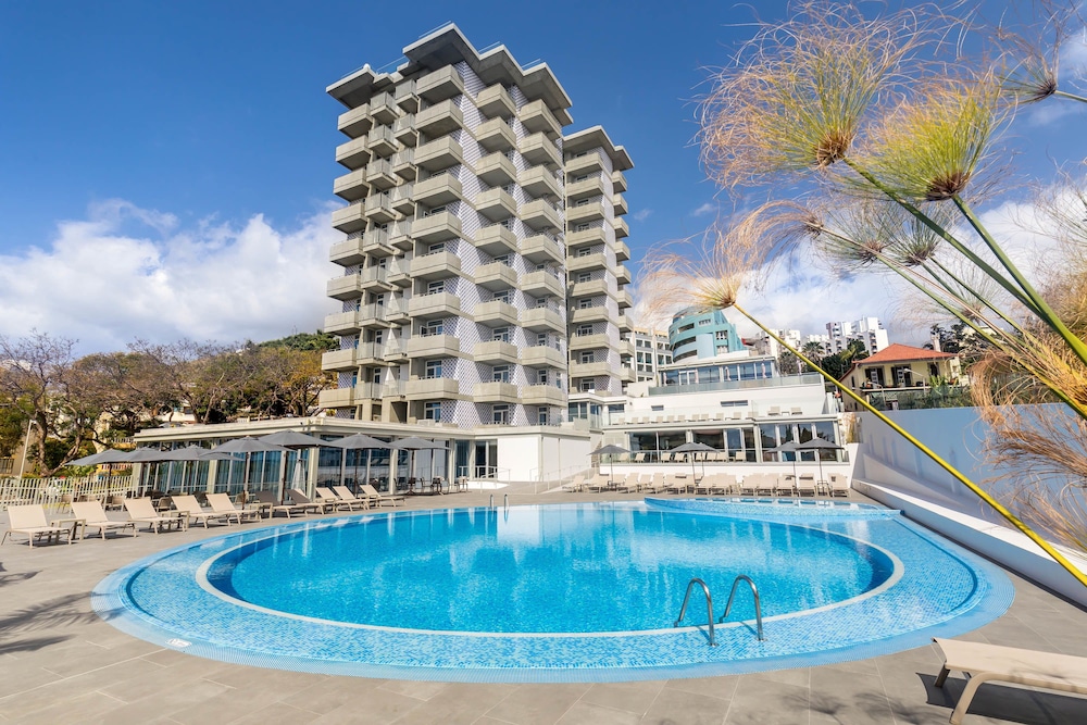 Allegro Madeira - Adults Only - Member of Barceló Hotel Group — Main photo in Funchal, Madeira