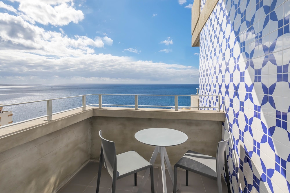 Allegro Madeira - Adults Only - Member of Barceló Hotel Group — Hotel rooms in Funchal, Madeira