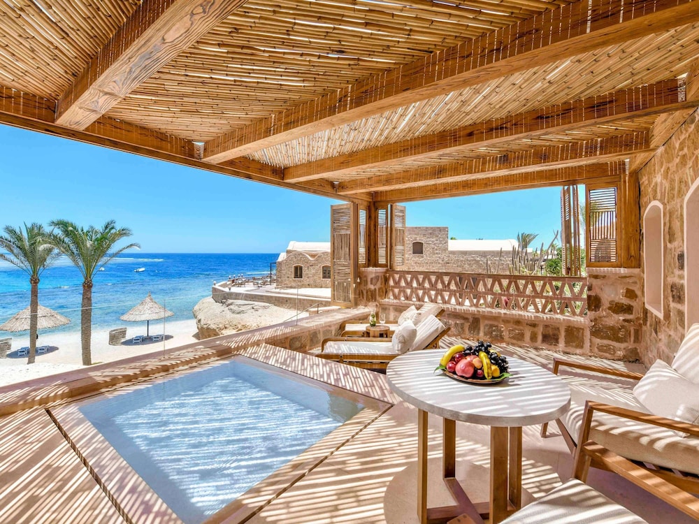 Mövenpick Resort El Quseir — Hotel rooms in El Quseir, Red Sea