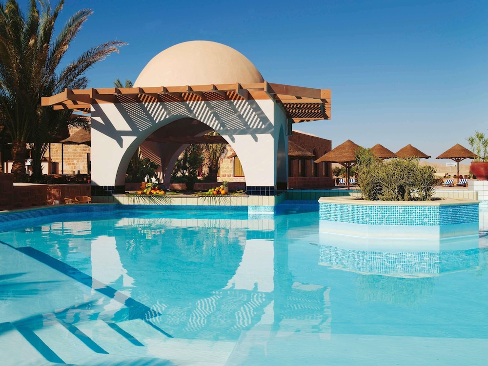 Mövenpick Resort El Quseir — Swimming pool in El Quseir, Red Sea