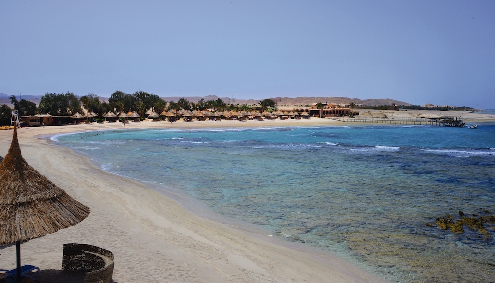 Mövenpick Resort El Quseir — Beach in El Quseir, Red Sea