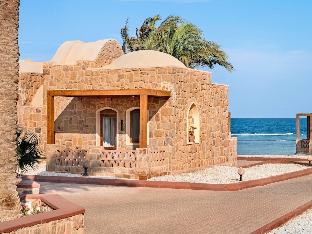 Mövenpick Resort El Quseir — Hotel building in El Quseir, Red Sea