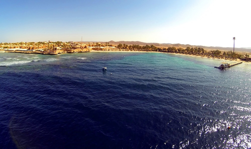 Mövenpick Resort El Quseir — Beach in El Quseir, Red Sea