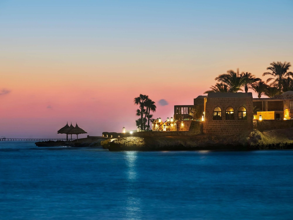 Mövenpick Resort El Quseir — Hotel building in El Quseir, Red Sea