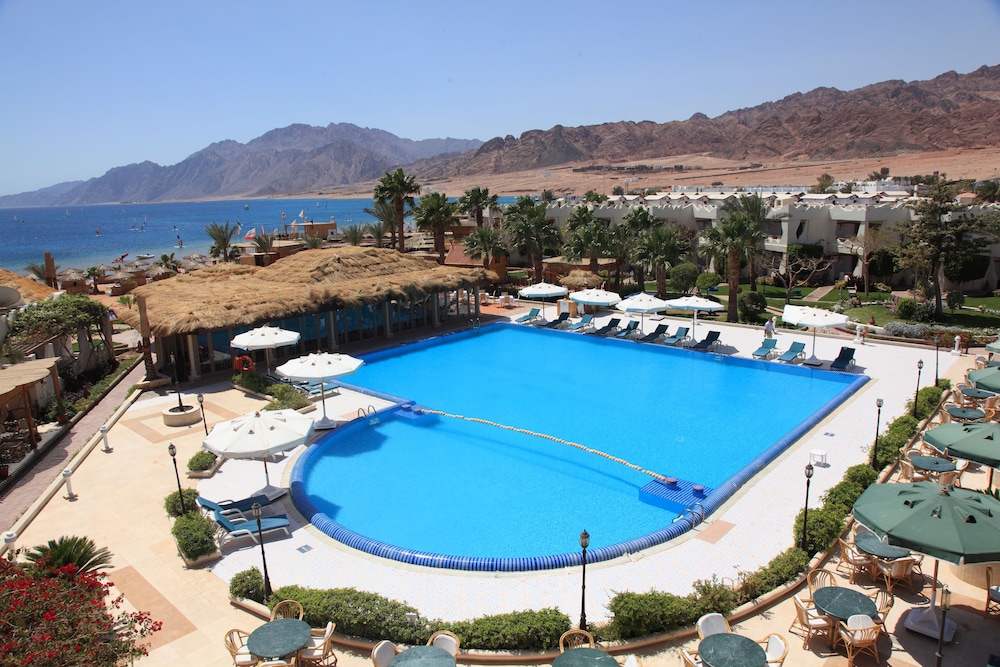 Swiss Inn Resort Dahab — Swimming pool in Dahab, Red Sea