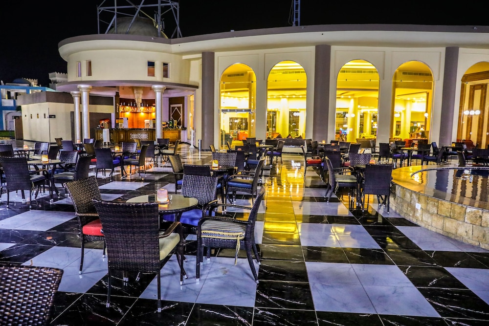 Mirage Bay Resort & Aqua Park — Shared spaces in Hurghada, Red Sea