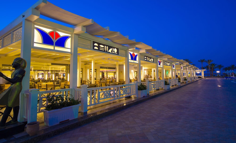 Mirage Bay Resort & Aqua Park — Restaurant in Hurghada, Red Sea