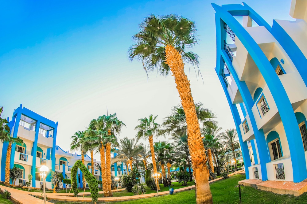 Mirage Bay Resort & Aqua Park — Rooms in Hurghada, Red Sea