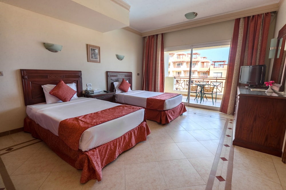 Imperial Shams Abu Soma - All inclusive — Hotel rooms in Safaga, Red Sea