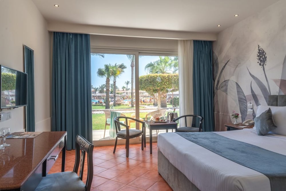 Three Corners Sea Beach Resort — Hotel rooms in El Quseir, Red Sea