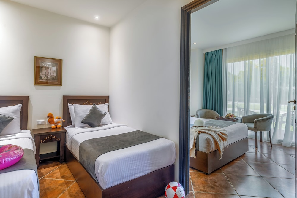 Three Corners Sea Beach Resort — Hotel rooms in El Quseir, Red Sea