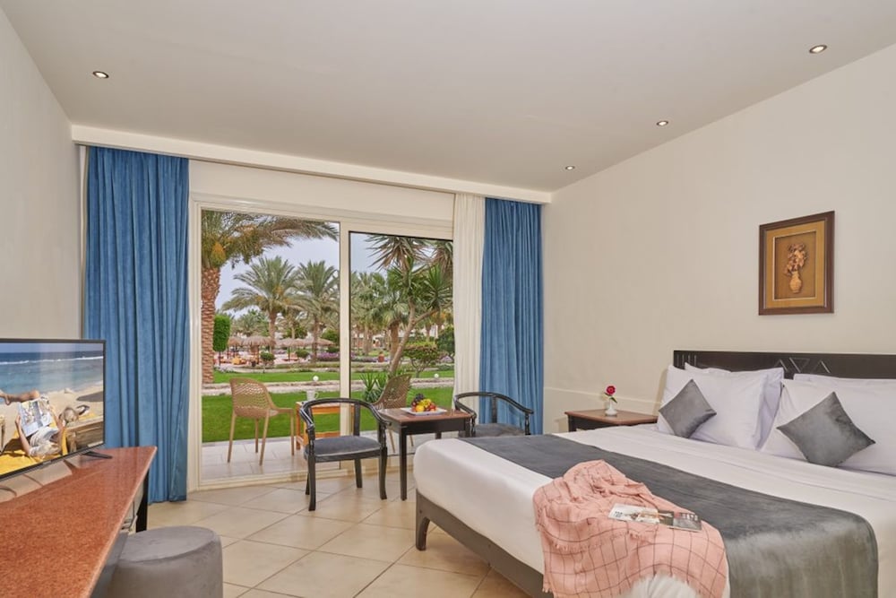 Three Corners Sea Beach Resort — Hotel rooms in El Quseir, Red Sea