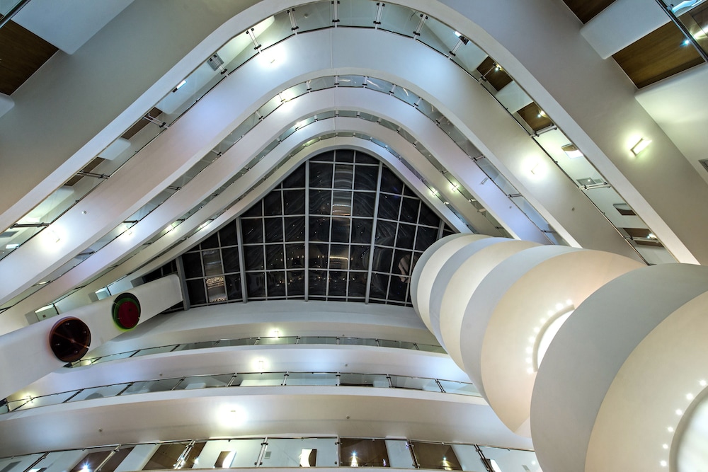 Aqua Pedra dos Bicos Design Beach Hotel - Adults Friendly — Hotel building in Albufeira, Faro