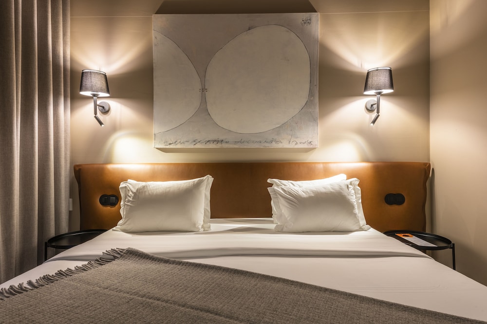 Aqua Pedra dos Bicos Design Beach Hotel - Adults Friendly — Hotel rooms in Albufeira, Faro