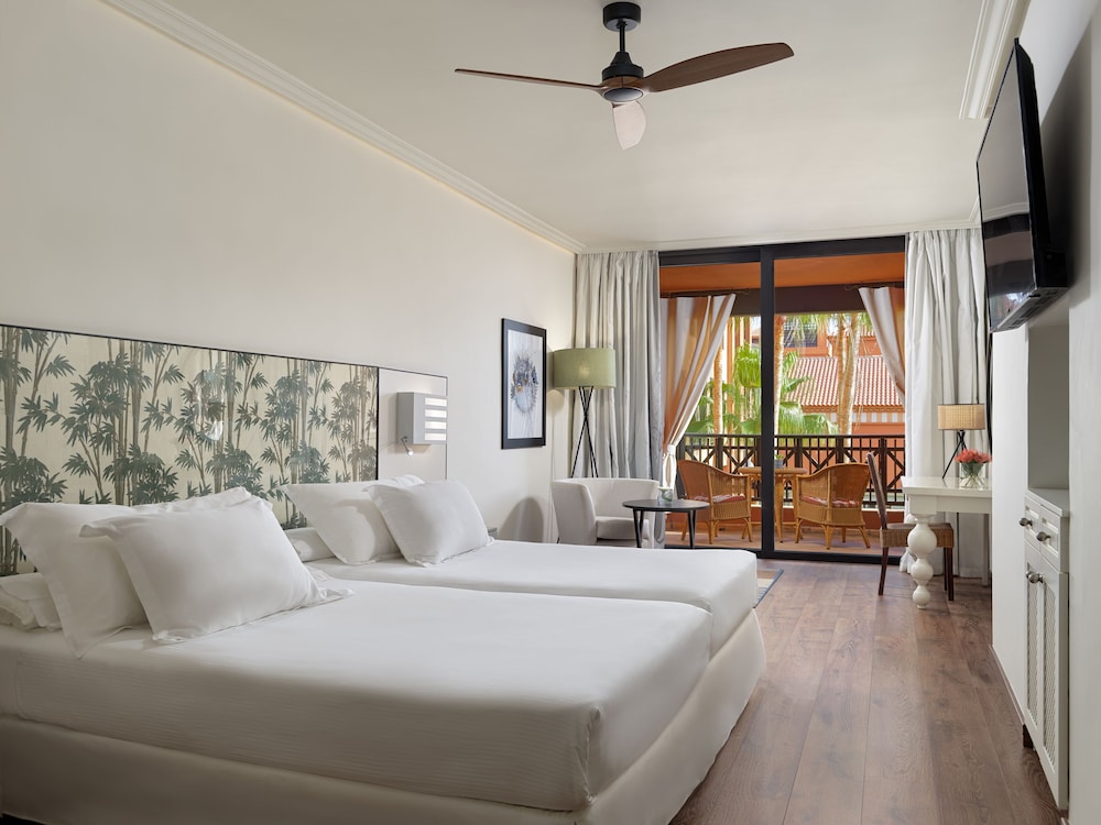 H10 Costa Adeje Palace — Hotel rooms in Costa Adeje, Canary Islands