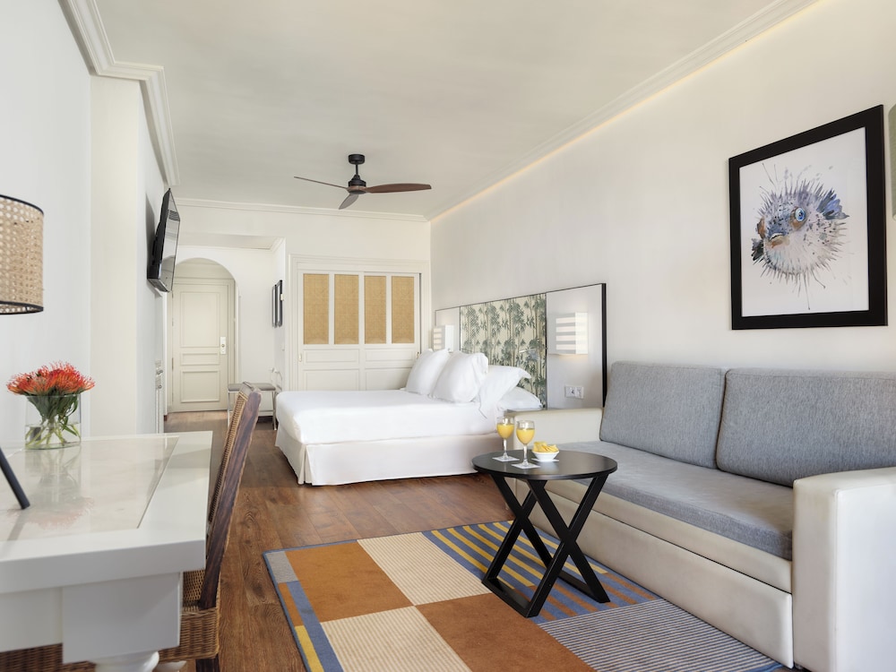 H10 Costa Adeje Palace — Hotel rooms in Costa Adeje, Canary Islands
