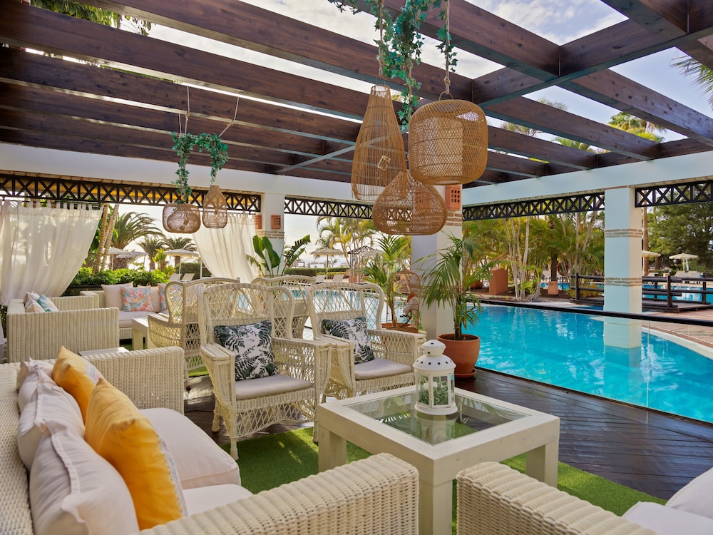 H10 Costa Adeje Palace — Restaurant & bars in Costa Adeje, Canary Islands