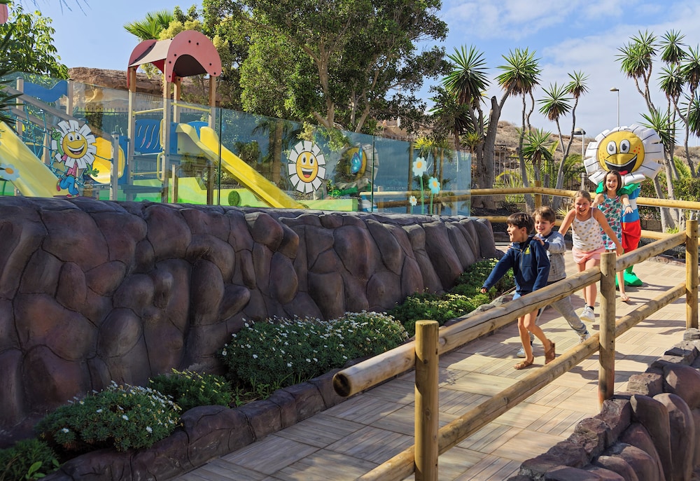 H10 Costa Adeje Palace — Attractions for children in Costa Adeje, Canary Islands