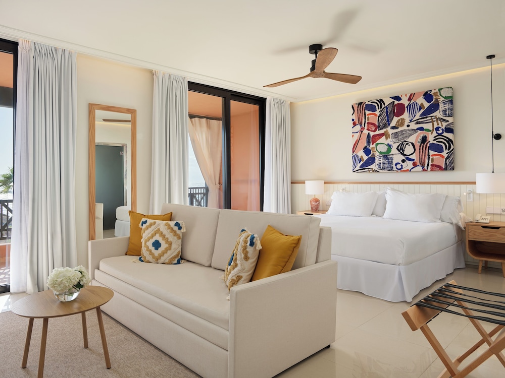 H10 Costa Adeje Palace — Hotel rooms in Costa Adeje, Canary Islands