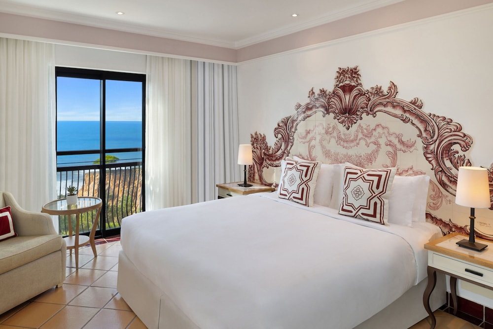 Pine Cliffs Hotel, a Luxury Collection Resort, Algarve — Hotel rooms in Albufeira, Faro