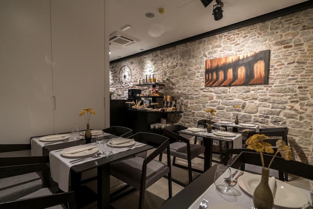Murum Boutique Hotel — Restaurant & bars in Split, Split-Dalmatia