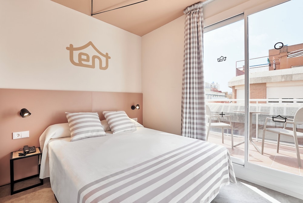 tent Lloret de Mar — Hotel rooms in Lloret de Mar, Catalonia