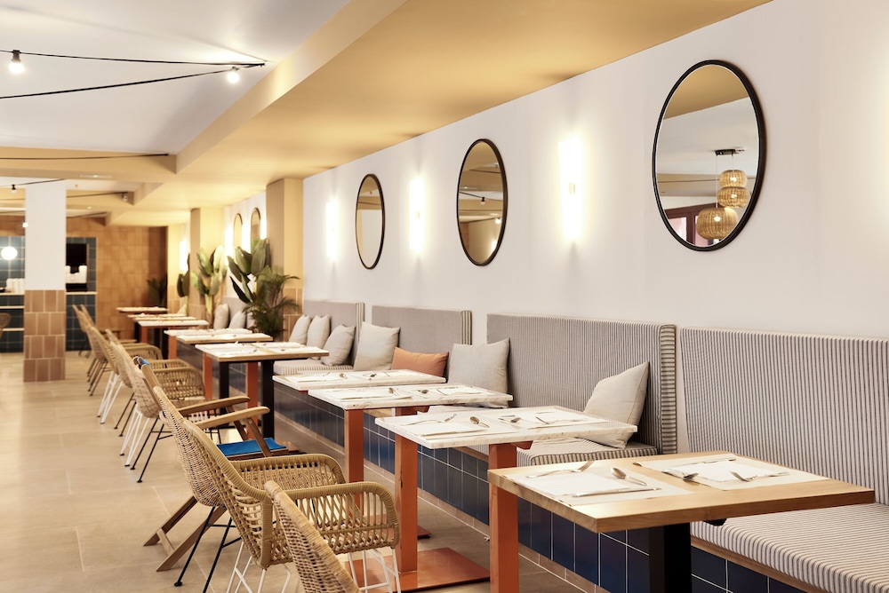 tent Lloret de Mar — Restaurant & bars in Lloret de Mar, Catalonia