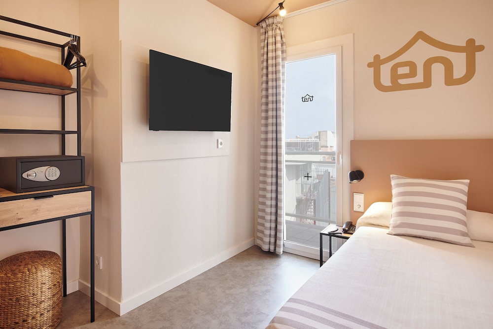 tent Lloret de Mar — Hotel rooms in Lloret de Mar, Catalonia