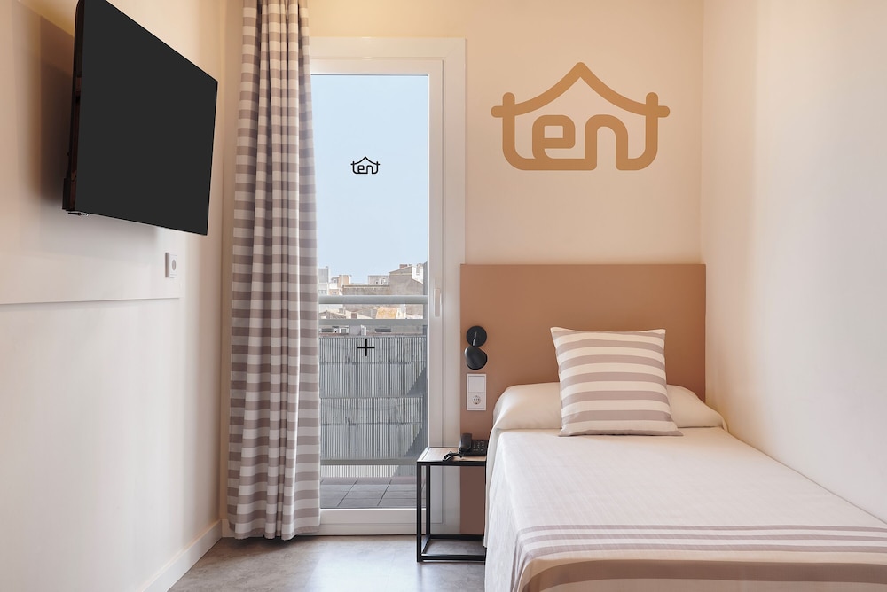 tent Lloret de Mar — Hotel rooms in Lloret de Mar, Catalonia