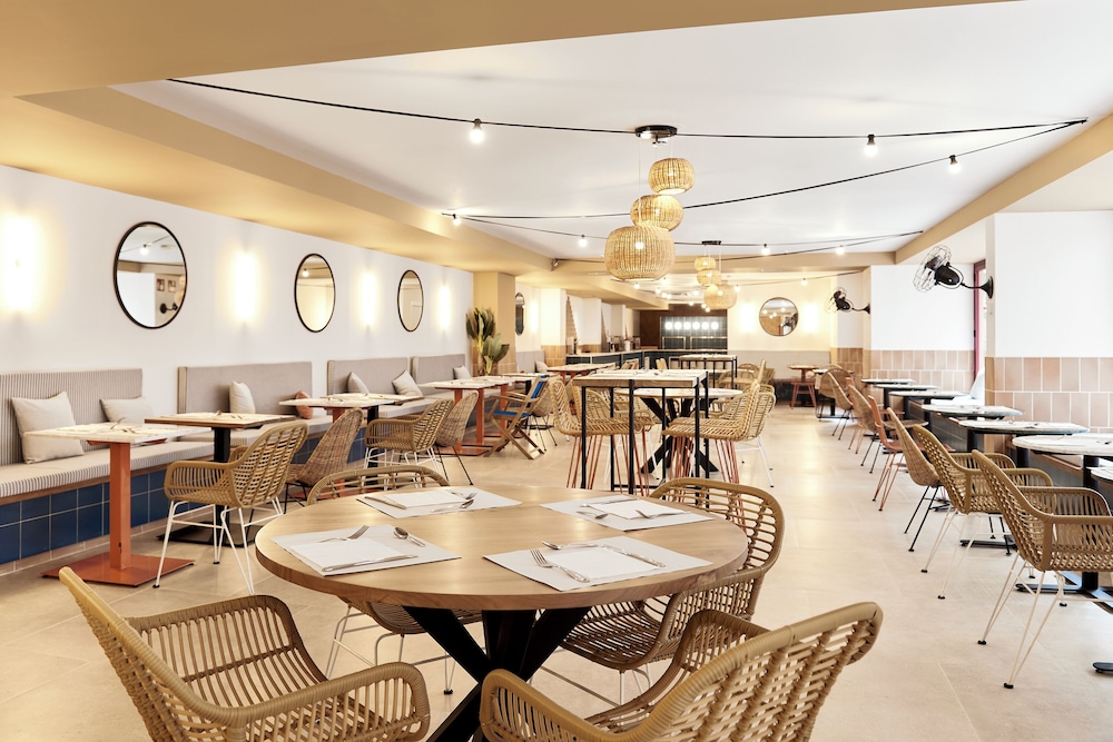 tent Lloret de Mar — Restaurant & bars in Lloret de Mar, Catalonia