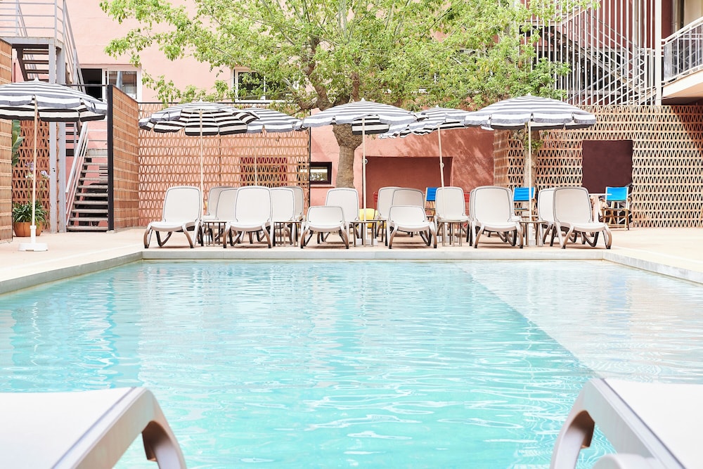tent Lloret de Mar — Swimming pool in Lloret de Mar, Catalonia
