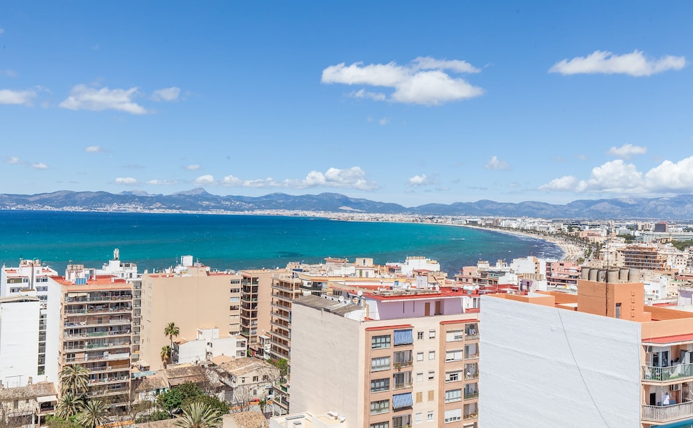 BLUESEA Arenal Tower — Attractions in the area in Playa de Palma, Balearic Islands