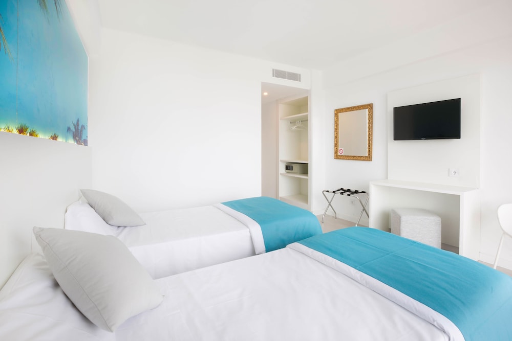BLUESEA Arenal Tower — Hotel rooms in Playa de Palma, Balearic Islands