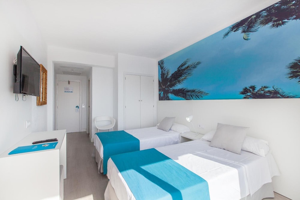 BLUESEA Arenal Tower — Hotel rooms in Playa de Palma, Balearic Islands