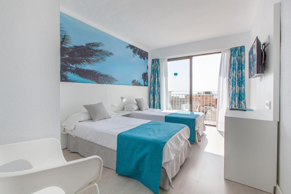 BLUESEA Arenal Tower — Hotel rooms in Playa de Palma, Balearic Islands