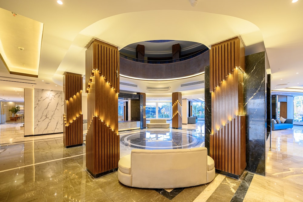 Golden Beach Resort - All inclusive — Hotel building in Hurghada, Red Sea