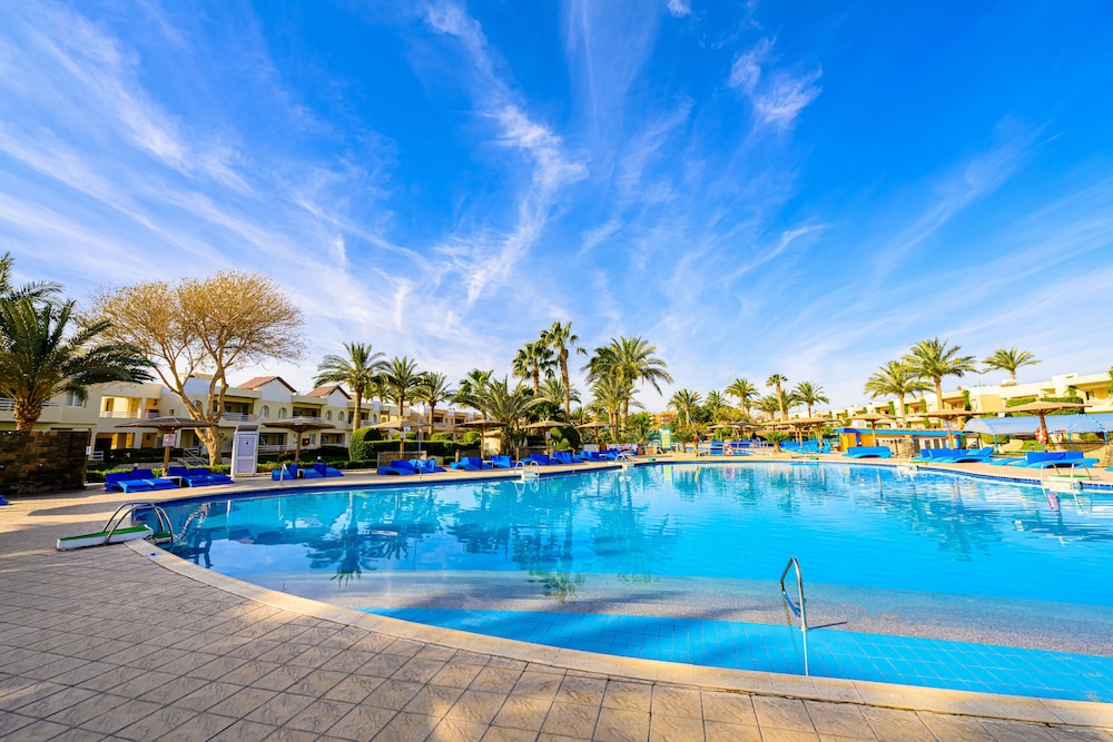 Golden Beach Resort - All inclusive — Swimming pool in Hurghada, Red Sea