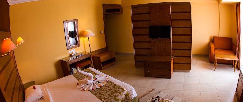 Golden Beach Resort - All inclusive — Hotel rooms in Hurghada, Red Sea